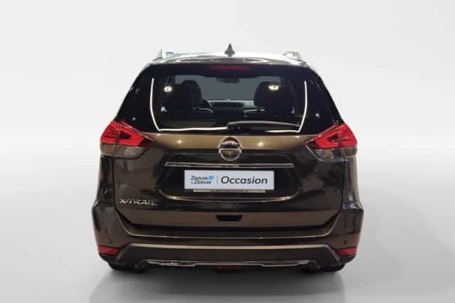Nissan X-Trail (2018) thumbnail 5
