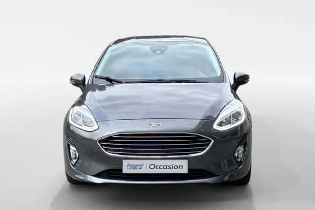 Ford Fiesta (2018) thumbnail 2