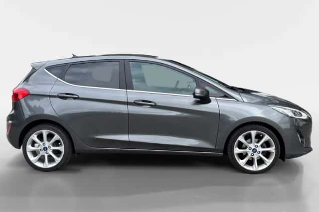 Ford Fiesta (2018) thumbnail 4