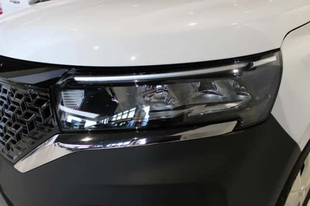 Nissan Townstar (2026) thumbnail 6