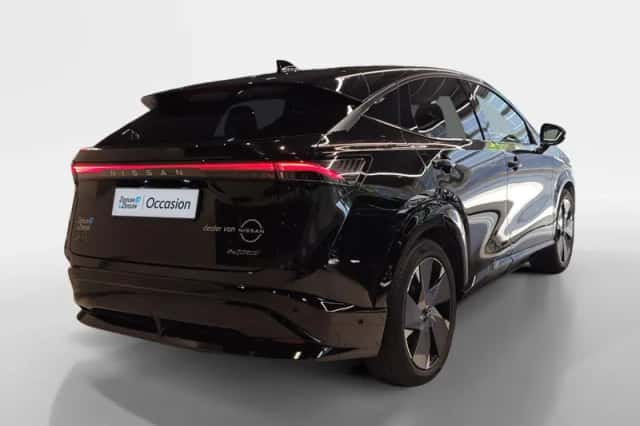 Nissan Ariya (2024) thumbnail 4