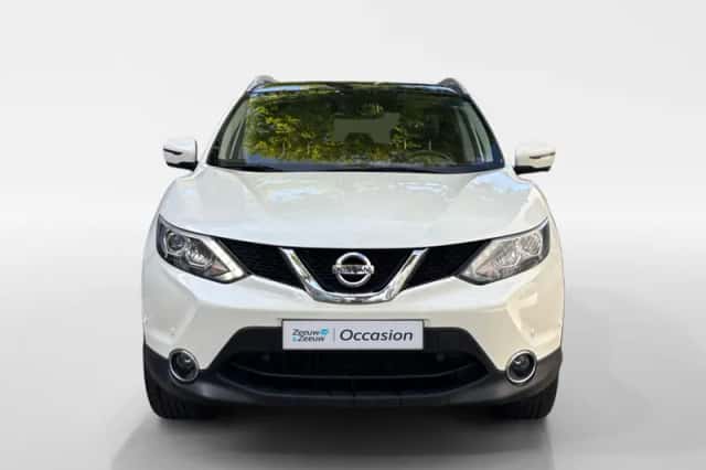 Nissan Qashqai (2017) thumbnail 2