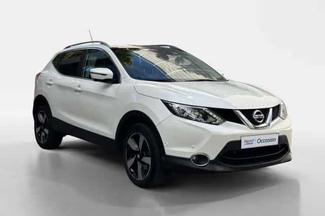 Nissan Qashqai (2017) thumbnail 3