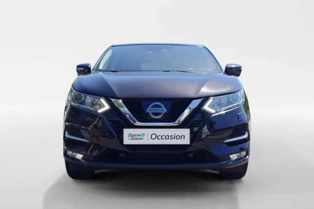 Nissan Qashqai (2017) thumbnail 2