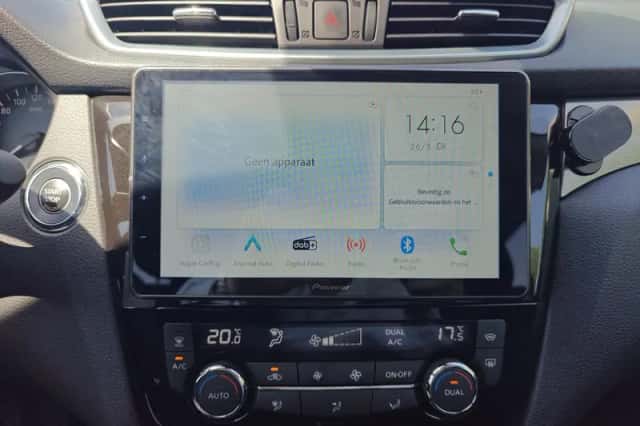 Nissan Qashqai (2017) thumbnail 18