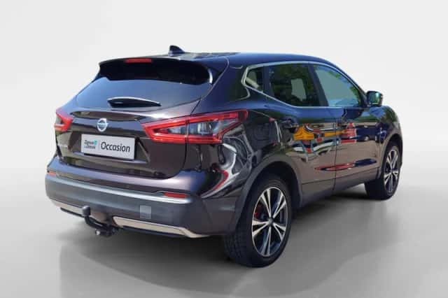 Nissan Qashqai (2017) thumbnail 5
