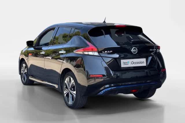 Nissan Leaf (2021) thumbnail 2