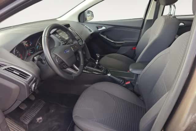 Ford Focus (2016) thumbnail 11