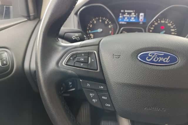 Ford Focus (2016) thumbnail 15