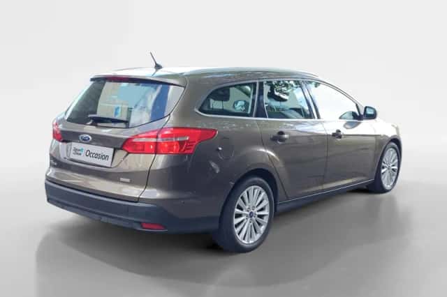 Ford Focus (2016) thumbnail 4