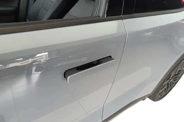 Nissan Leaf (2026) thumbnail 11