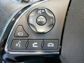 Mitsubishi Outlander (2017) thumbnail 14