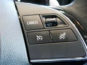 Mitsubishi Outlander (2017) thumbnail 15