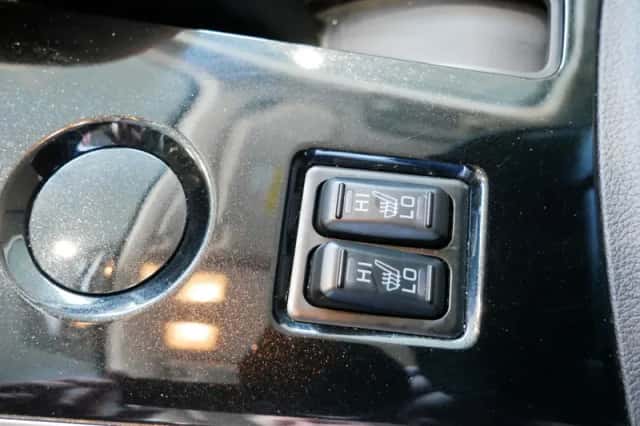 Mitsubishi Outlander (2017) thumbnail 18
