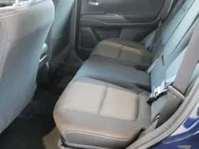 Mitsubishi Outlander (2017) thumbnail 19