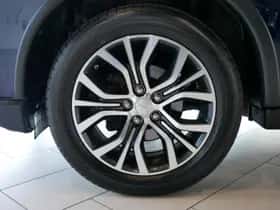 Mitsubishi Outlander (2017) thumbnail 22