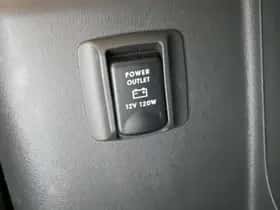 Mitsubishi Outlander (2017) thumbnail 26