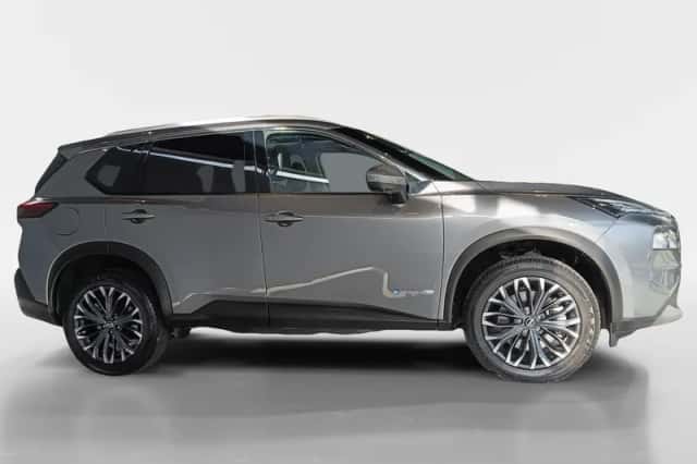 Nissan X-Trail (2025) thumbnail 4