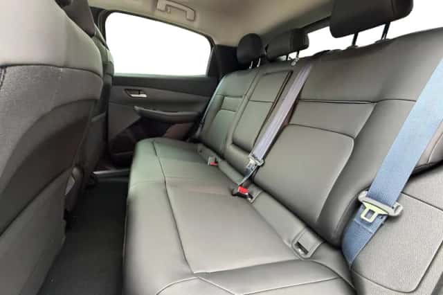 Nissan Leaf (2026) thumbnail 11