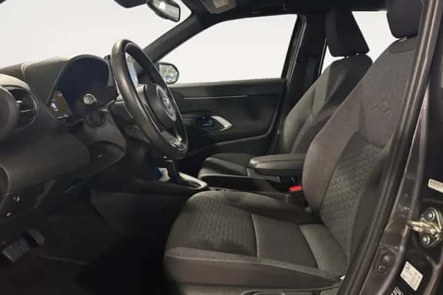 Toyota Yaris Cross (2023) thumbnail 25