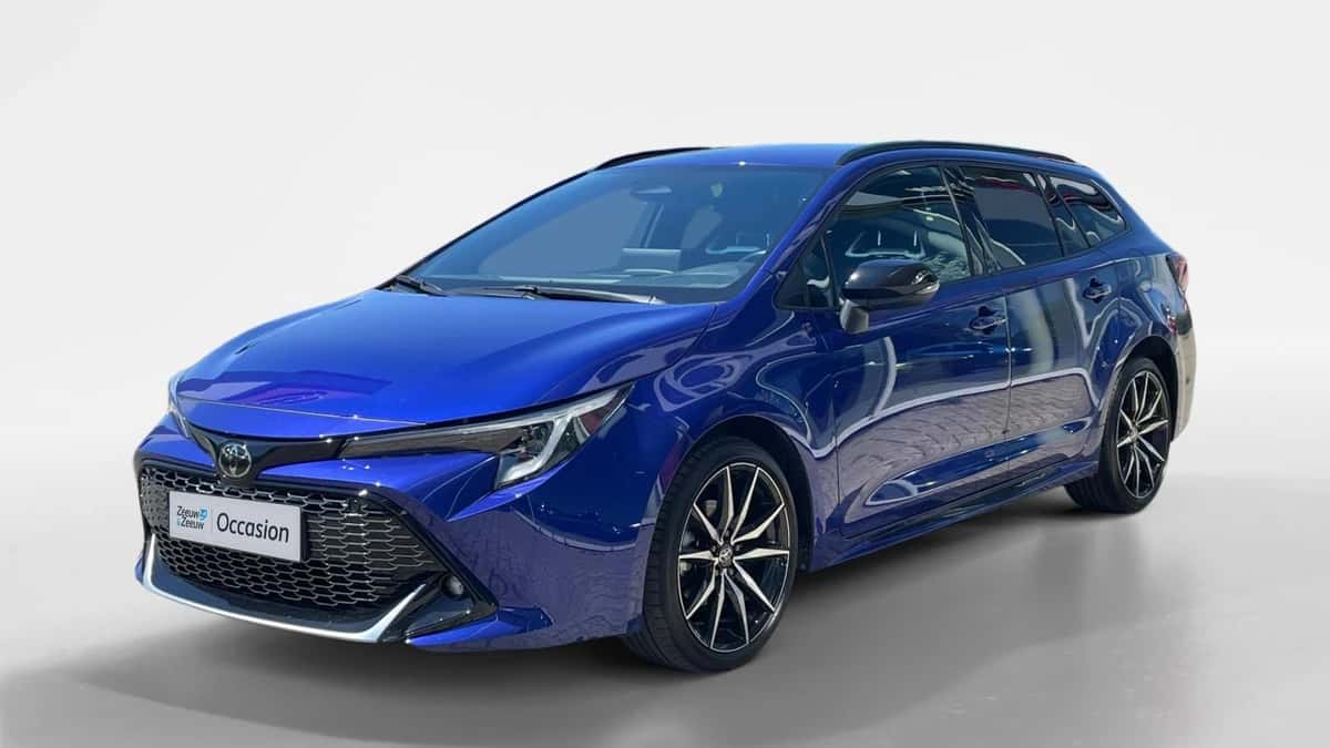 Toyota Corolla (2023) — foto 1