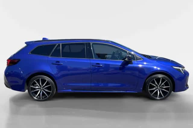 Toyota Corolla (2023) thumbnail 5