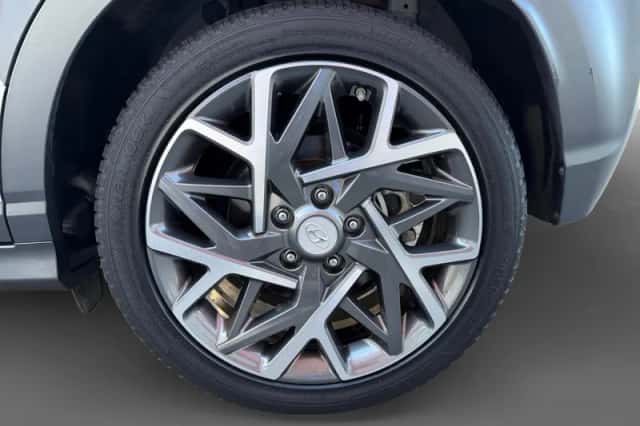 Hyundai Kona (2020) thumbnail 8