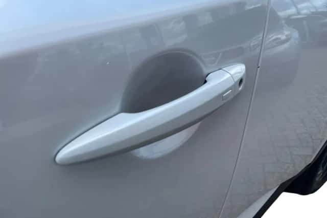 Nissan Qashqai (2024) thumbnail 12