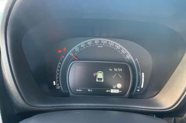 Toyota Aygo (2023) thumbnail 15