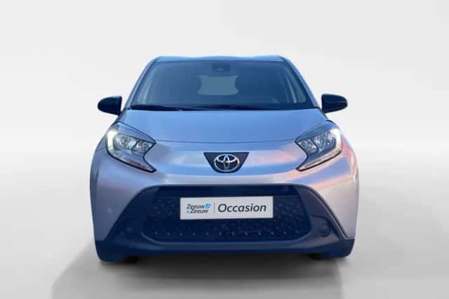 Toyota Aygo (2023) thumbnail 4