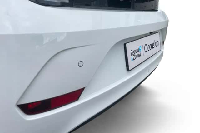Volkswagen Up! (2021) thumbnail 11