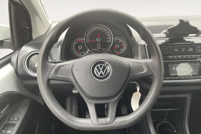 Volkswagen Up! (2021) thumbnail 18