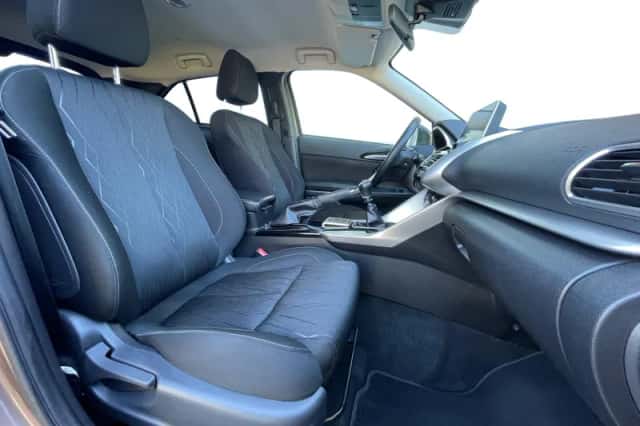 Mitsubishi Eclipse Cross (2019) thumbnail 11