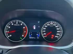 Mitsubishi Eclipse Cross (2019) thumbnail 16