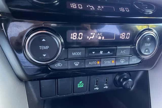 Mitsubishi Eclipse Cross (2019) thumbnail 17
