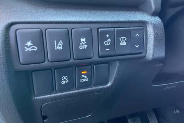 Mitsubishi Eclipse Cross (2019) thumbnail 19