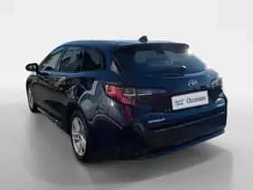 Toyota Corolla (2022) thumbnail 2