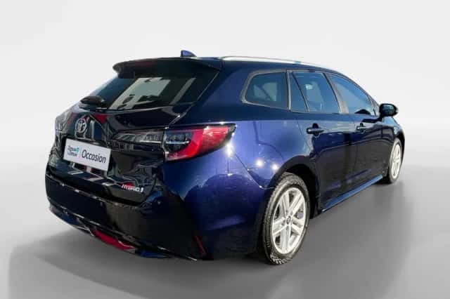 Toyota Corolla (2022) thumbnail 4