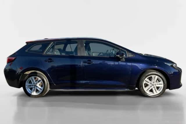 Toyota Corolla (2022) thumbnail 6