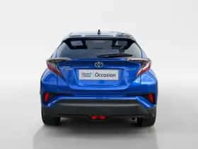 Toyota C-HR (2018) thumbnail 3