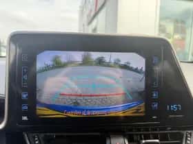 Toyota C-HR (2018) thumbnail 30