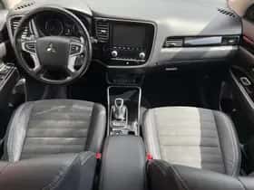 Mitsubishi Outlander (2021) thumbnail 22