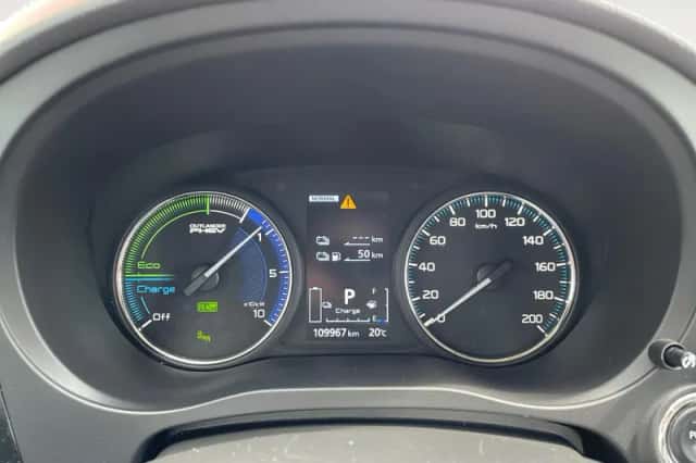 Mitsubishi Outlander (2021) thumbnail 27