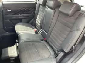 Mitsubishi Outlander (2021) thumbnail 31