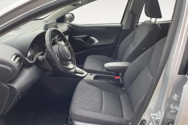 Toyota Yaris (2025) thumbnail 13