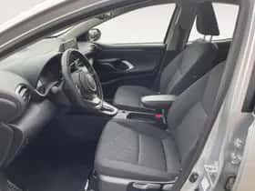 Toyota Yaris (2025) thumbnail 13