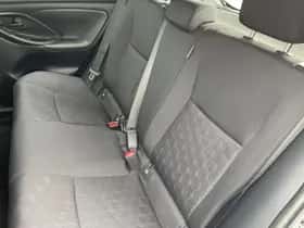 Toyota Yaris (2025) thumbnail 28