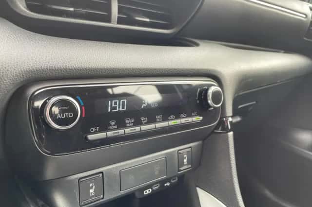 Toyota Yaris (2025) thumbnail 30