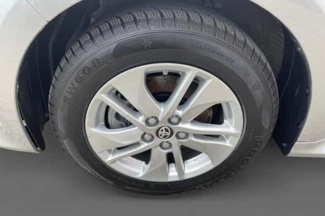 Toyota Yaris (2025) thumbnail 8