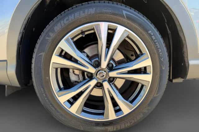 Nissan Qashqai (2019) thumbnail 8
